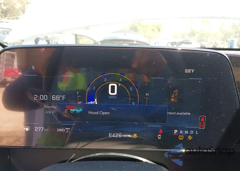 2025 Chevrolet Traverse Awd Z71 from USA, damaged, VIN 1GNEVJRS4SJ200689